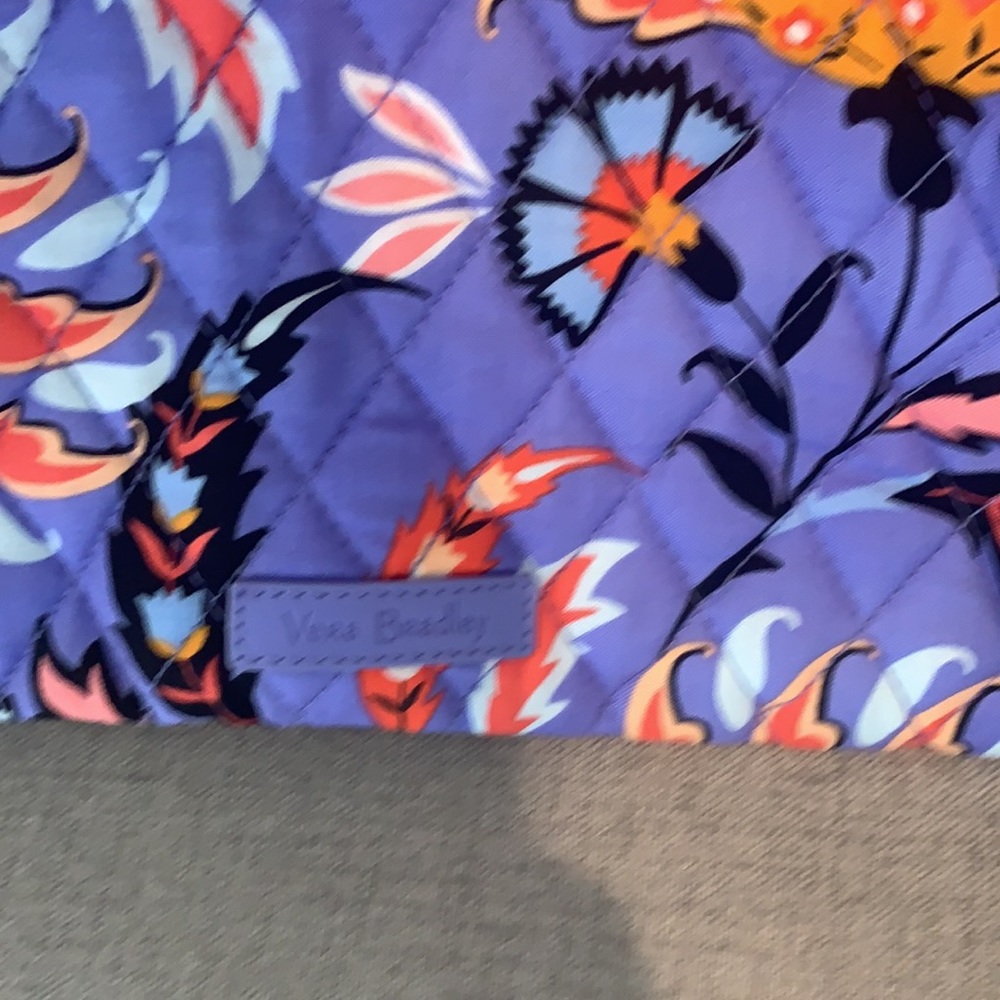Nwt Vera Bradley xl duffel bag mural garden - Picture 3 of 8